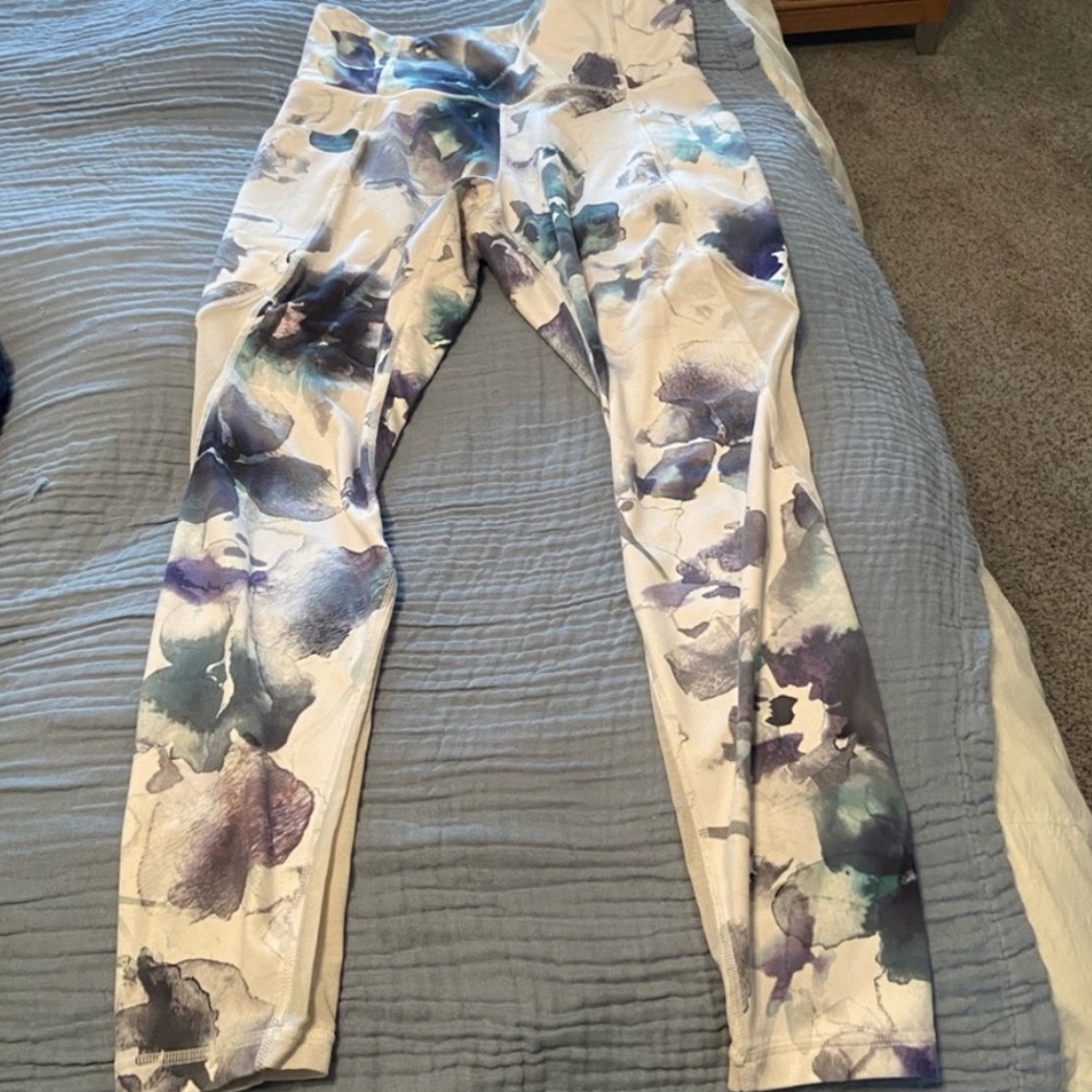 Athleta white watercolor floral leggings small